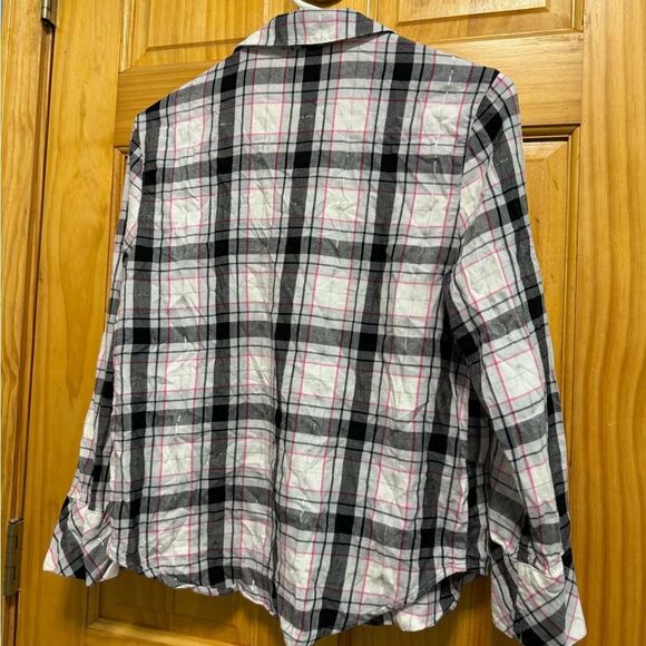 Victoria’s Secret size XS sparkle threading lounge button down shirt - Picture 7 of 9